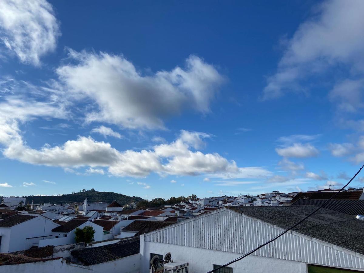 Dúplex con piscina en centro Cazalla Cazalla de la Sierra Exterior foto